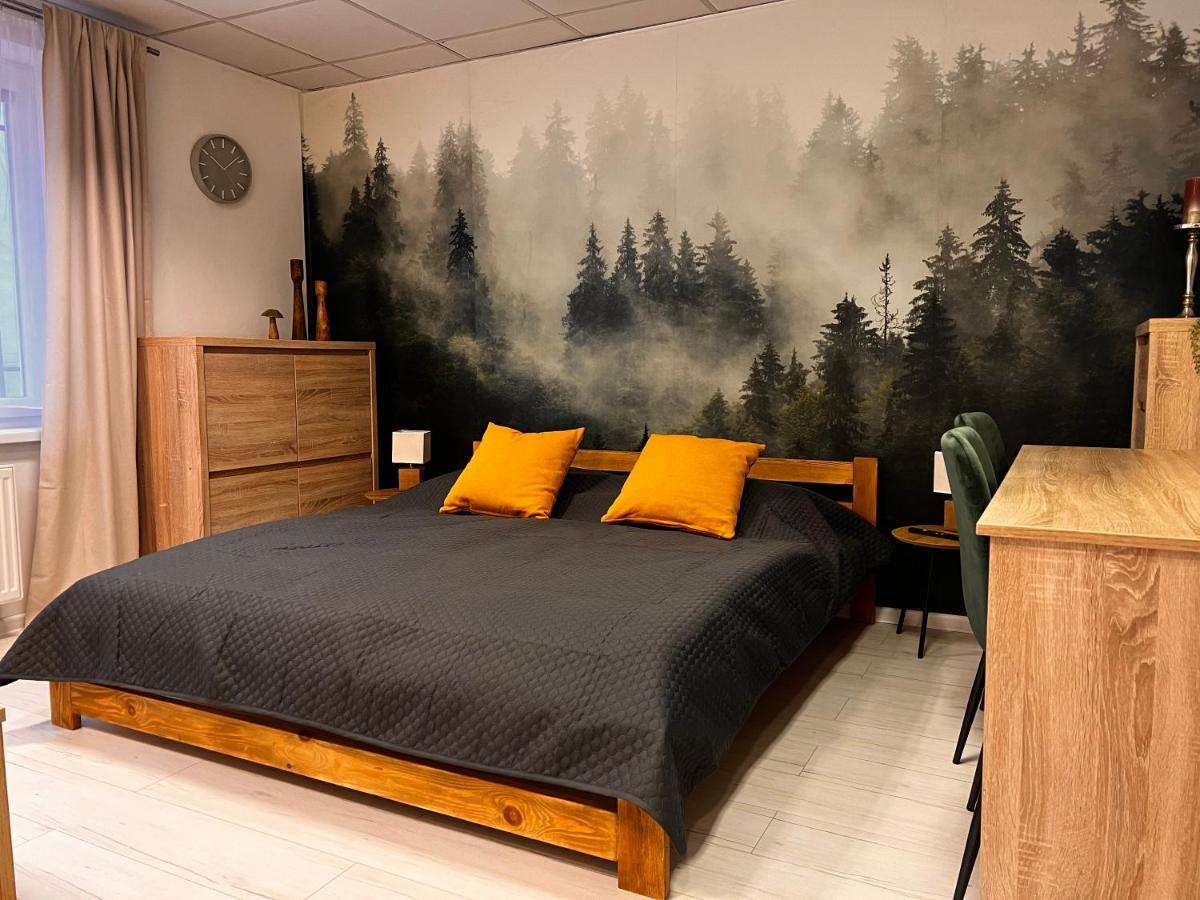 Apartmany V Centre - Vlastna Izba So Spolocnou Kuchynou A Kupelnou Moze Byt Zdielana 2 Inymi Izbami マルティン エクステリア 写真